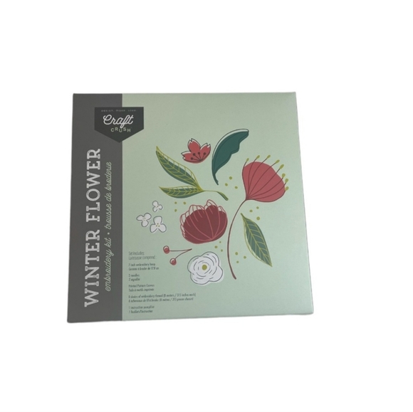 💖💖  NIB Craft Crush Winter Flower Embroidery Kit Stitching Needle Canvas - Picture 3 of 4